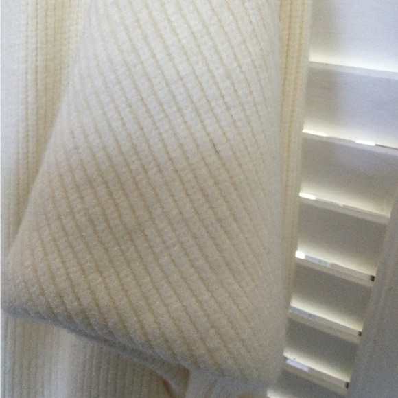 Cherie Bliss Cream Sweater Cardigan, One Size - Picture 3 of 4